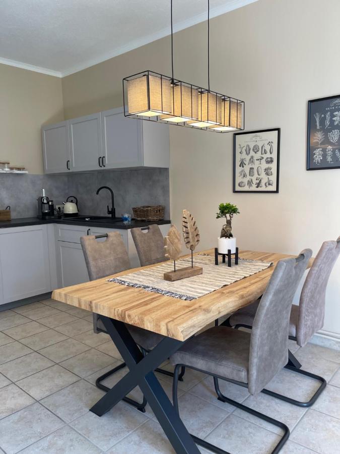 Naturnahes, Neu Moebl.Apartment, Hundefreundlich Neu Gaarz Exterior photo